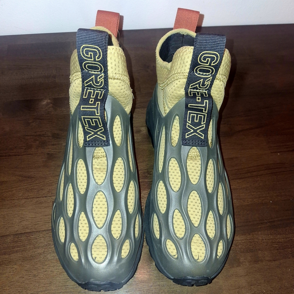 GORE-TEX Mens Yellow and Gray Athletic Shoes